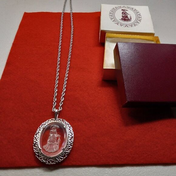 Vintage Avon Victorian Lady Pendant Silver tone metal Chain & box Cottagecore - Picture 1 of 8